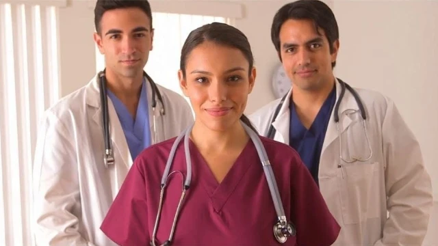 Group of doctors in a hospital representing medical professionals working in Mexico’s healthcare system